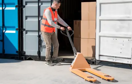 Container De-stuffing